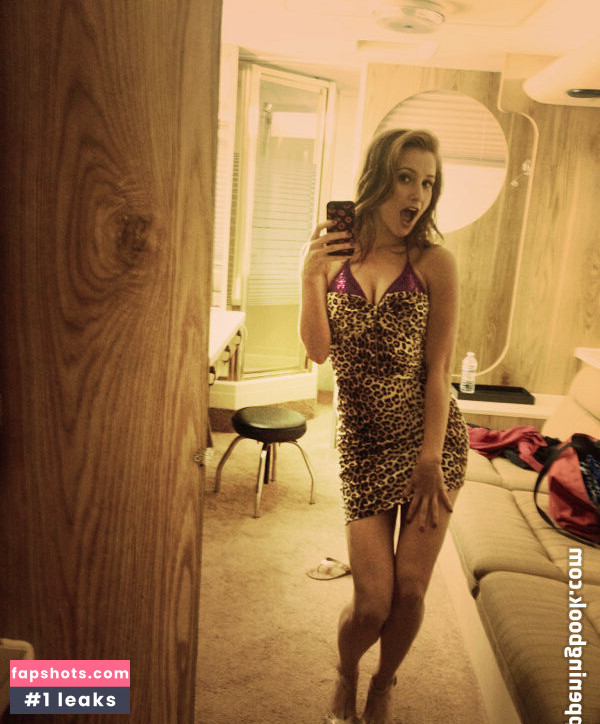 Candace Bailey gallery photo #17