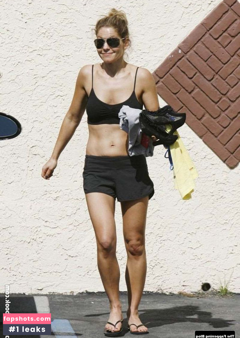 Candace Cameron Bure gallery photo #18