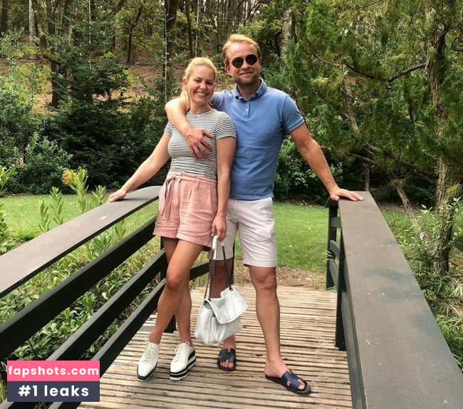 Candace Cameron Bure gallery photo #39