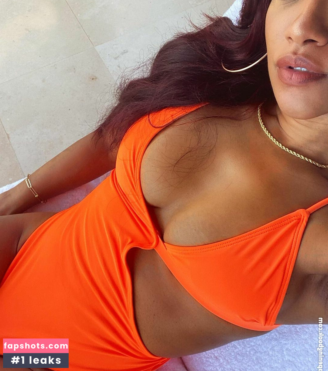 Candice Patton Nude Leaks OnlyFans Photos #24 - LeakJerk