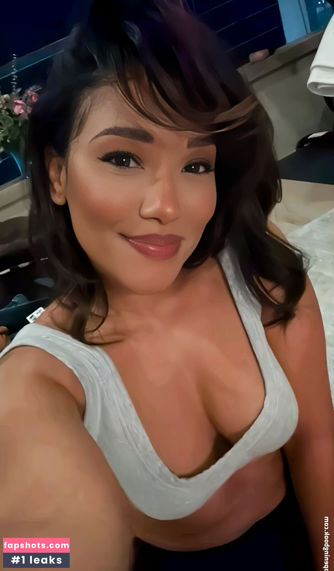 Candice Patton Nude Leaks OnlyFans Photos #36 - LeakJerk
