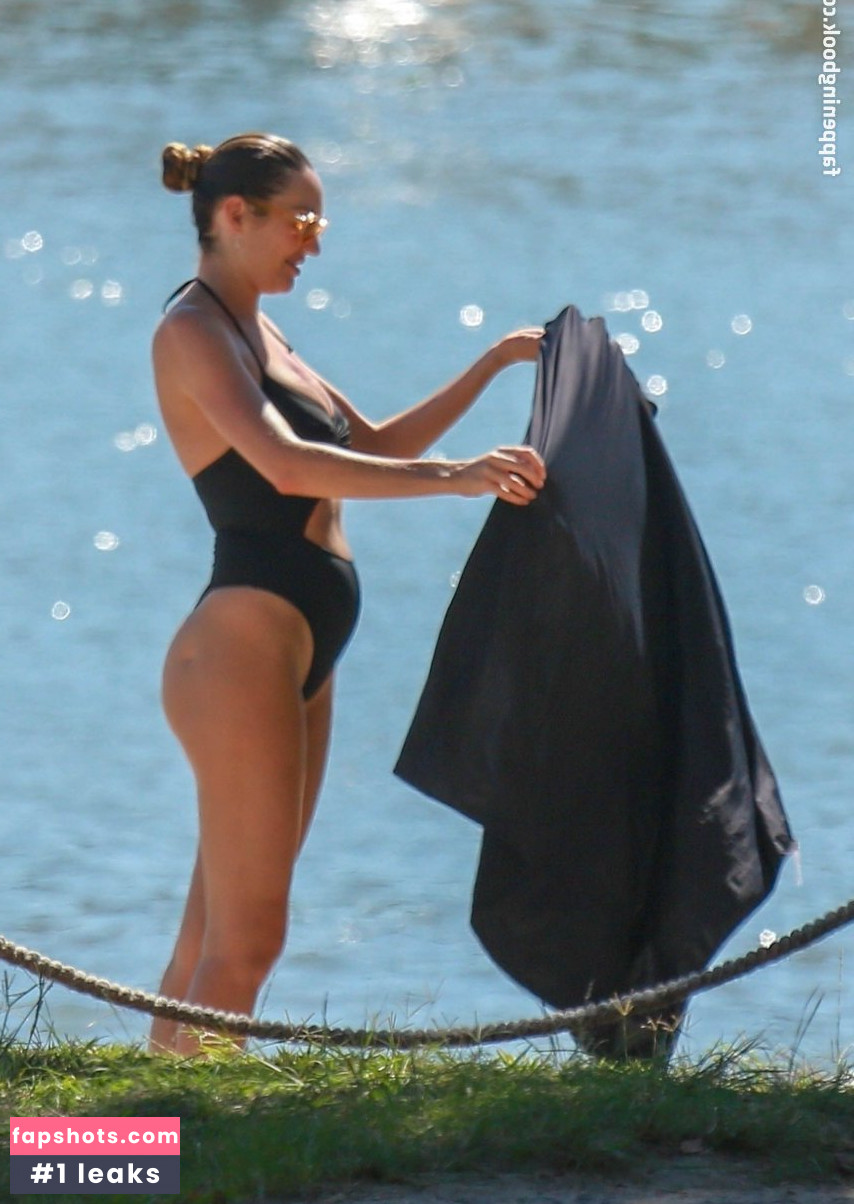 Candice Swanepoel gallery photo #1007