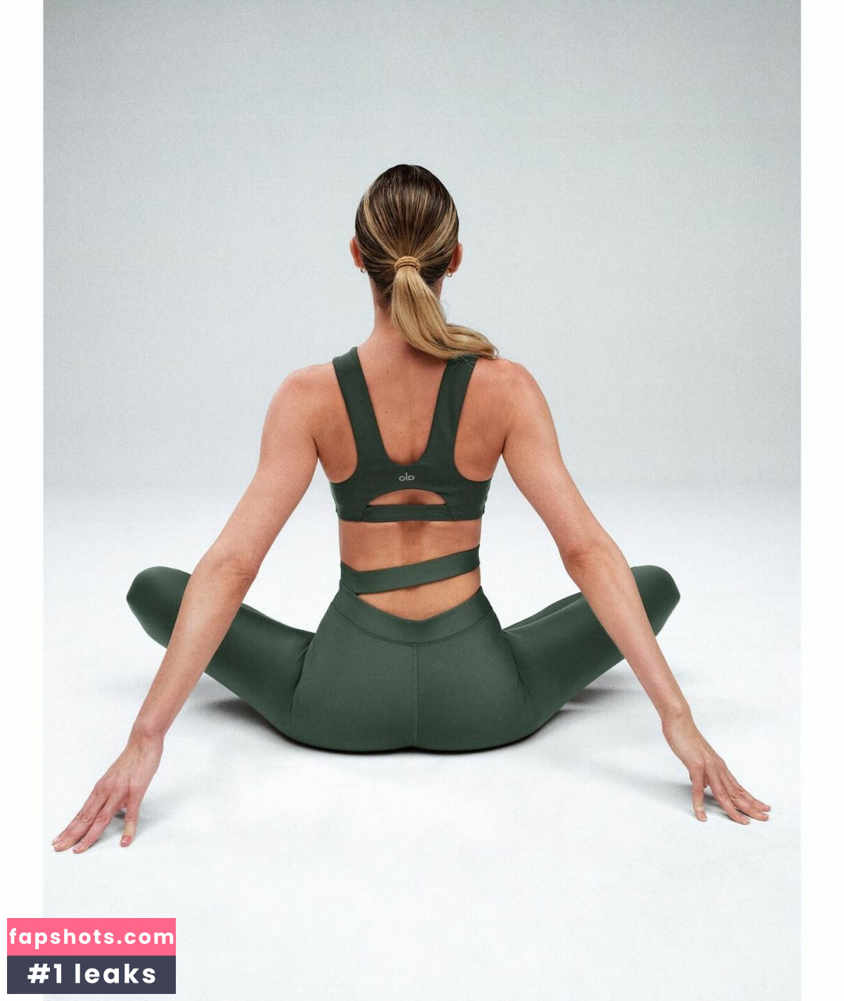 Candice Swanepoel gallery photo #275