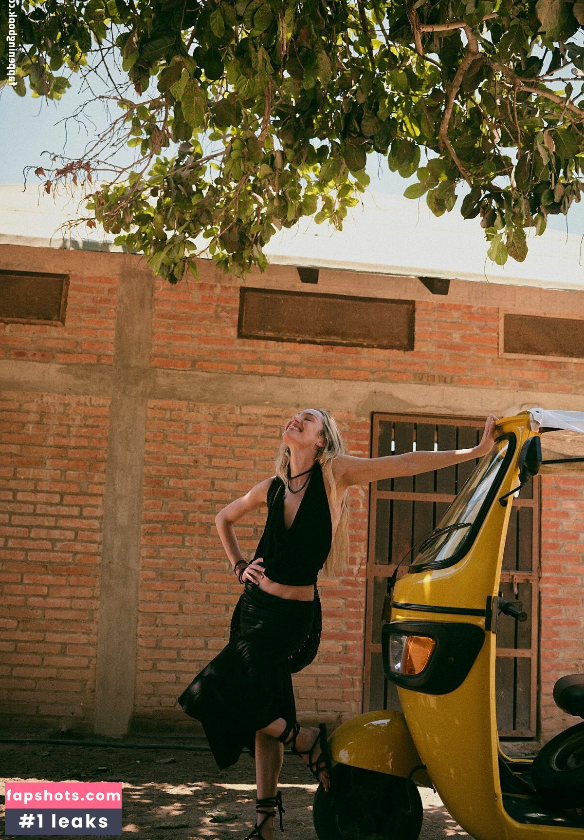 Candice Swanepoel gallery photo #296