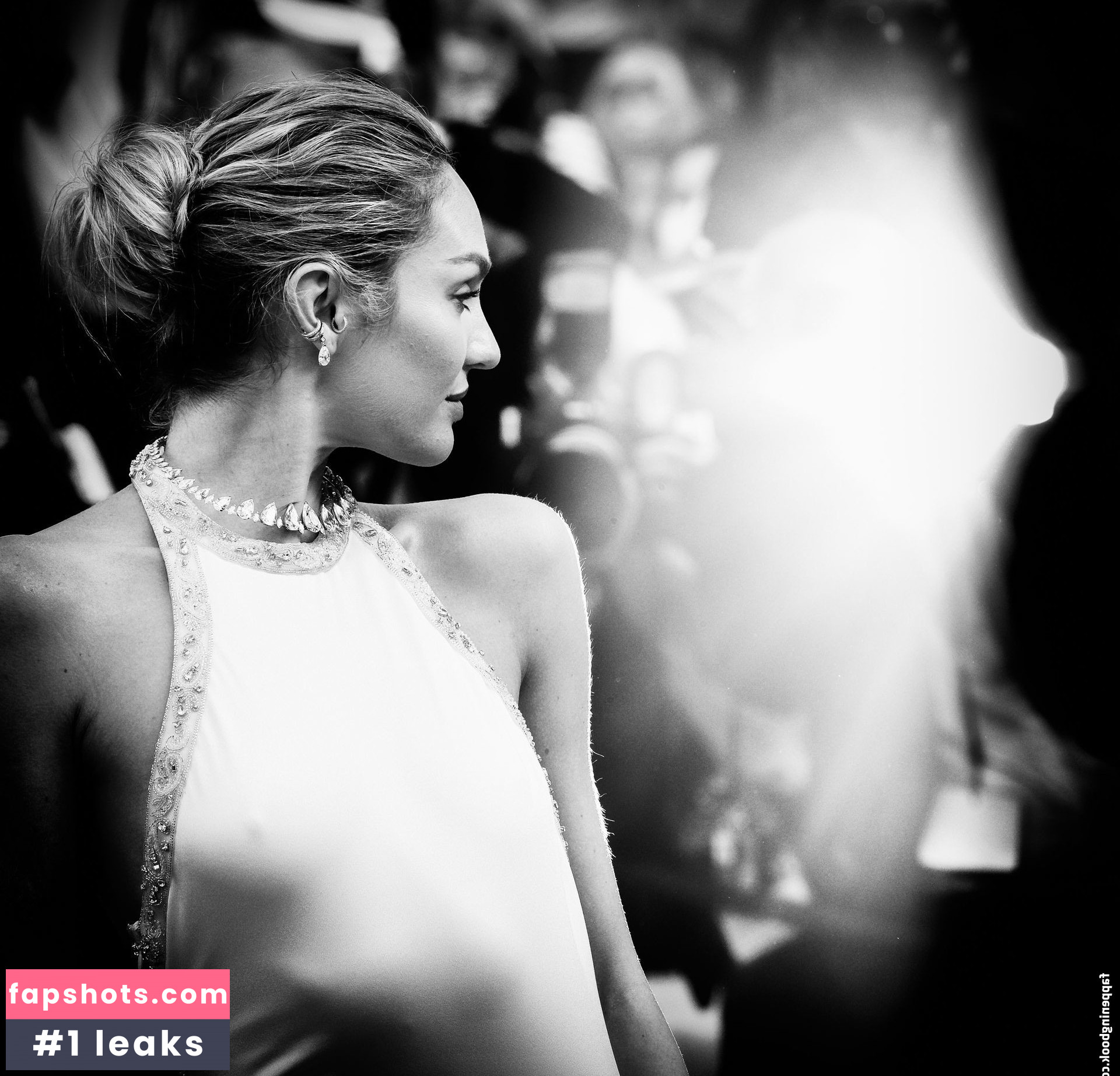 Candice Swanepoel gallery photo #521