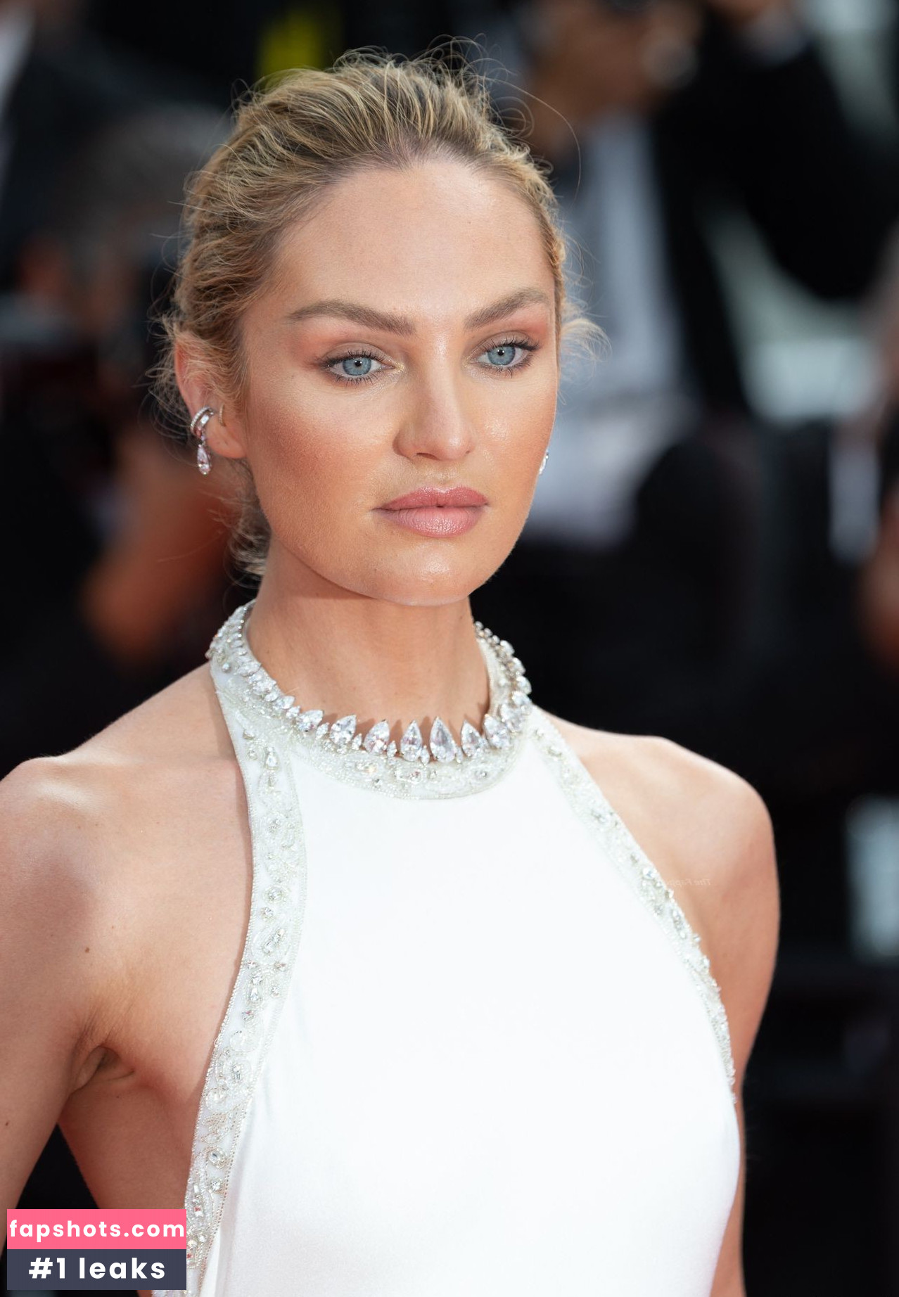 Candice Swanepoel gallery photo #530