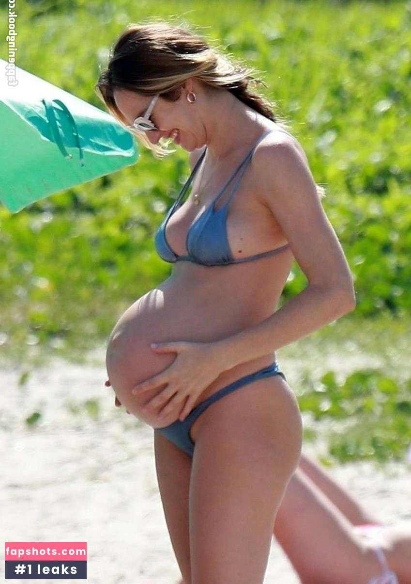 Candice Swanepoel gallery photo #588