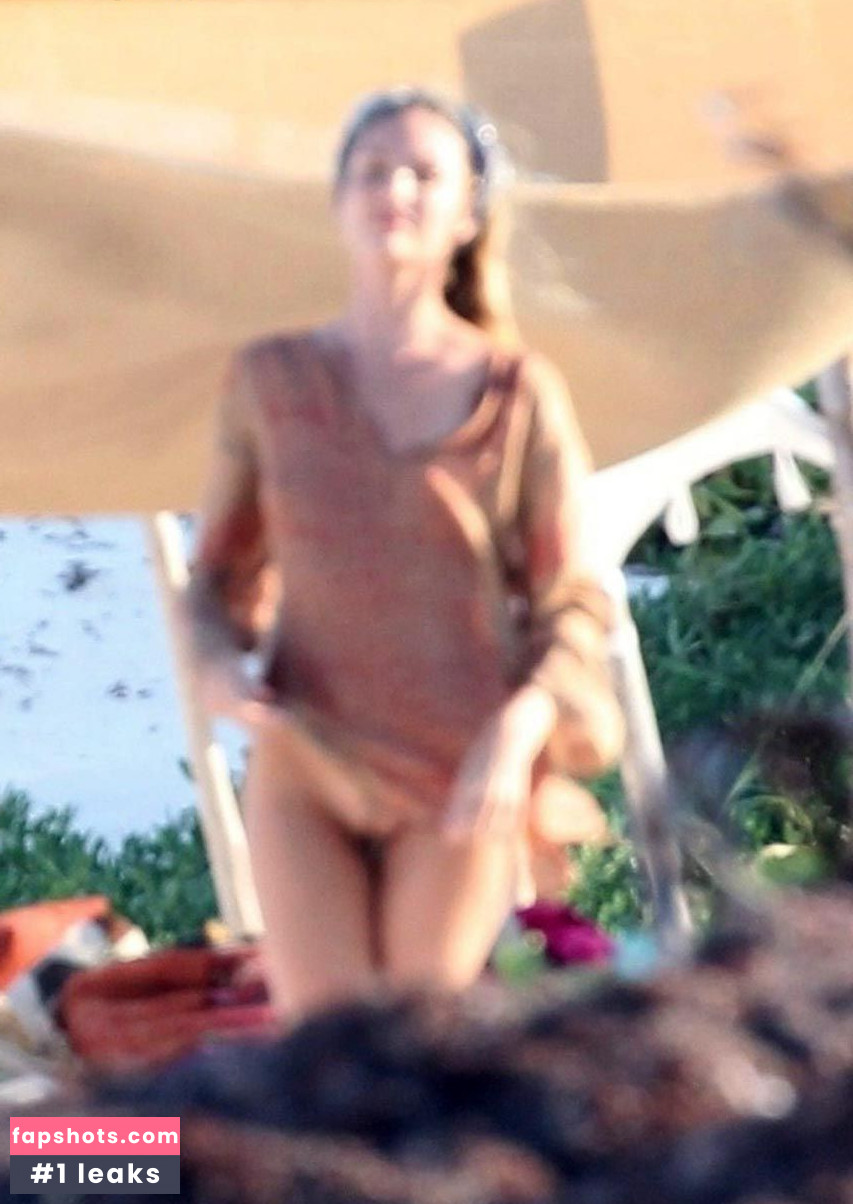 Candice Swanepoel gallery photo #610