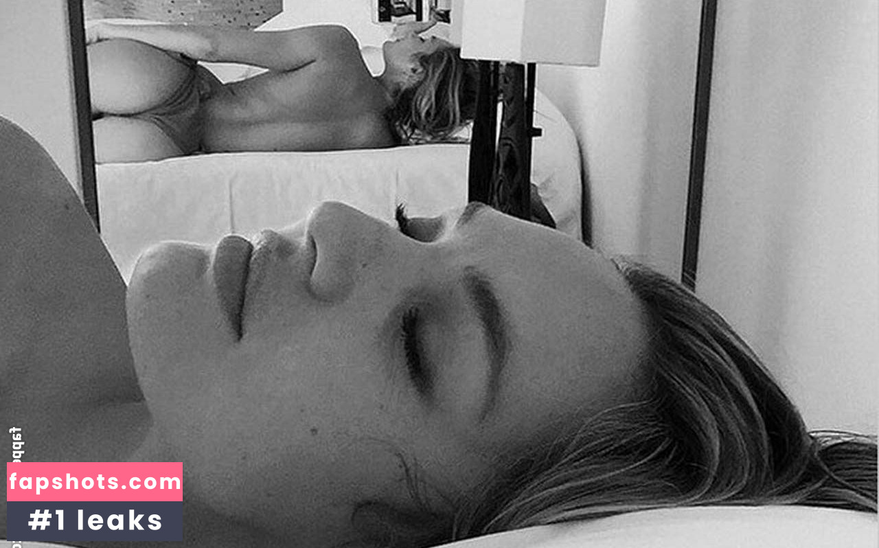 Candice Swanepoel gallery photo #615