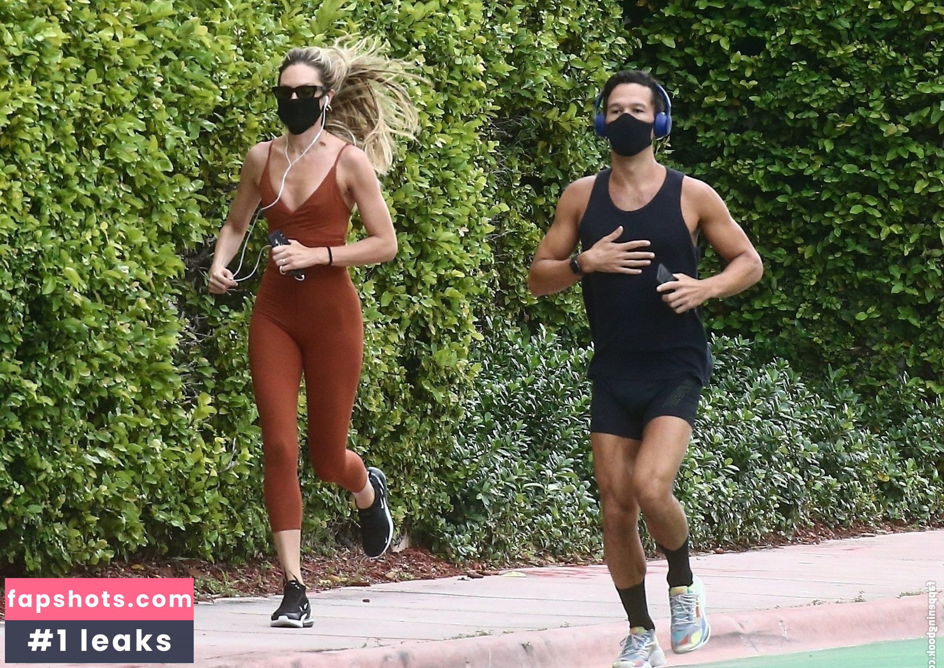 Candice Swanepoel gallery photo #692