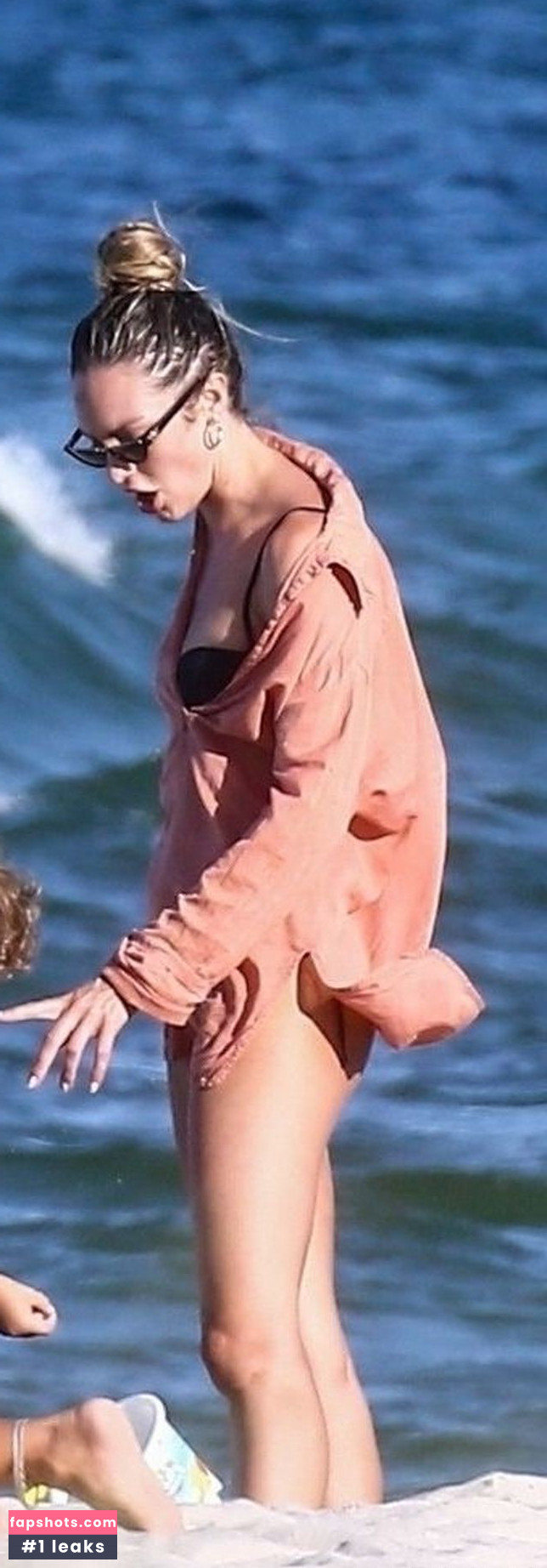 Candice Swanepoel gallery photo #713