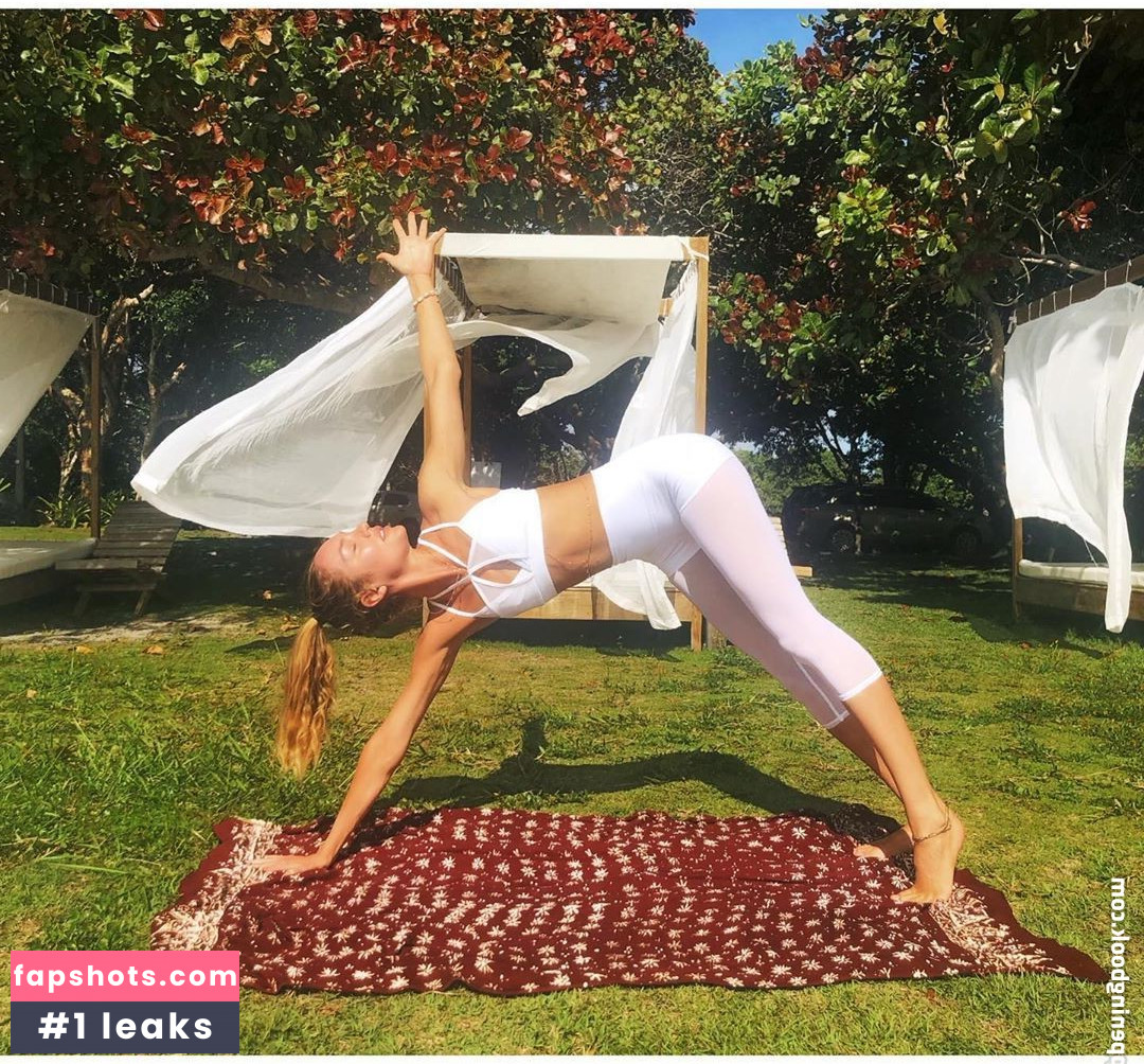 Candice Swanepoel gallery photo #781