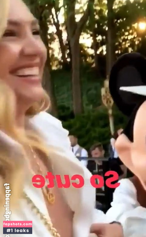 Candice Swanepoel gallery photo #786