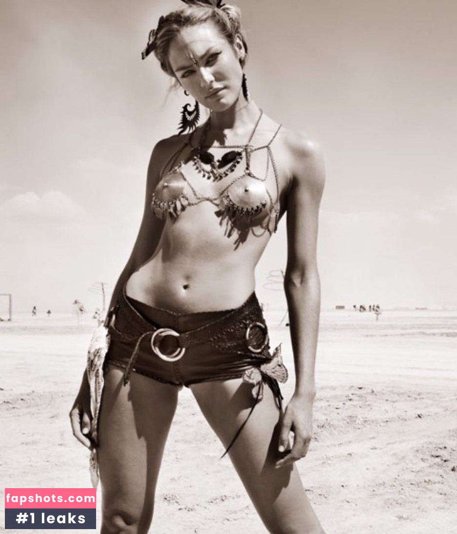 Candice Swanepoel gallery photo #962