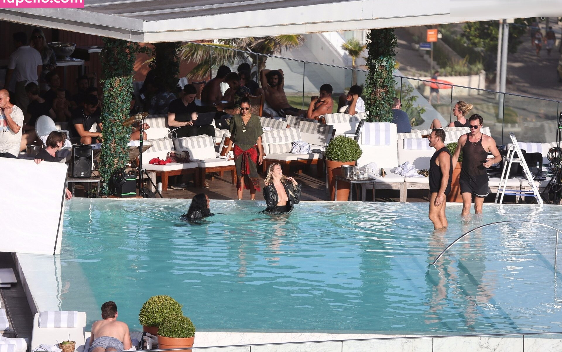 candice-swanepoel gallery photo #807