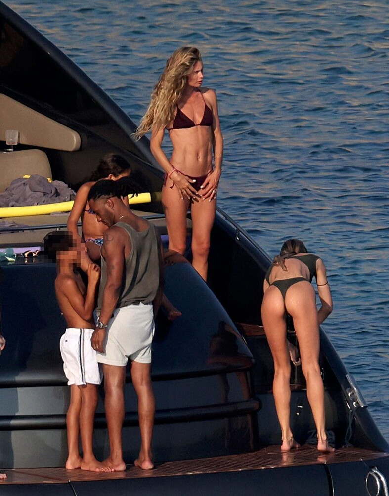 candice-swanepoel gallery photo #858