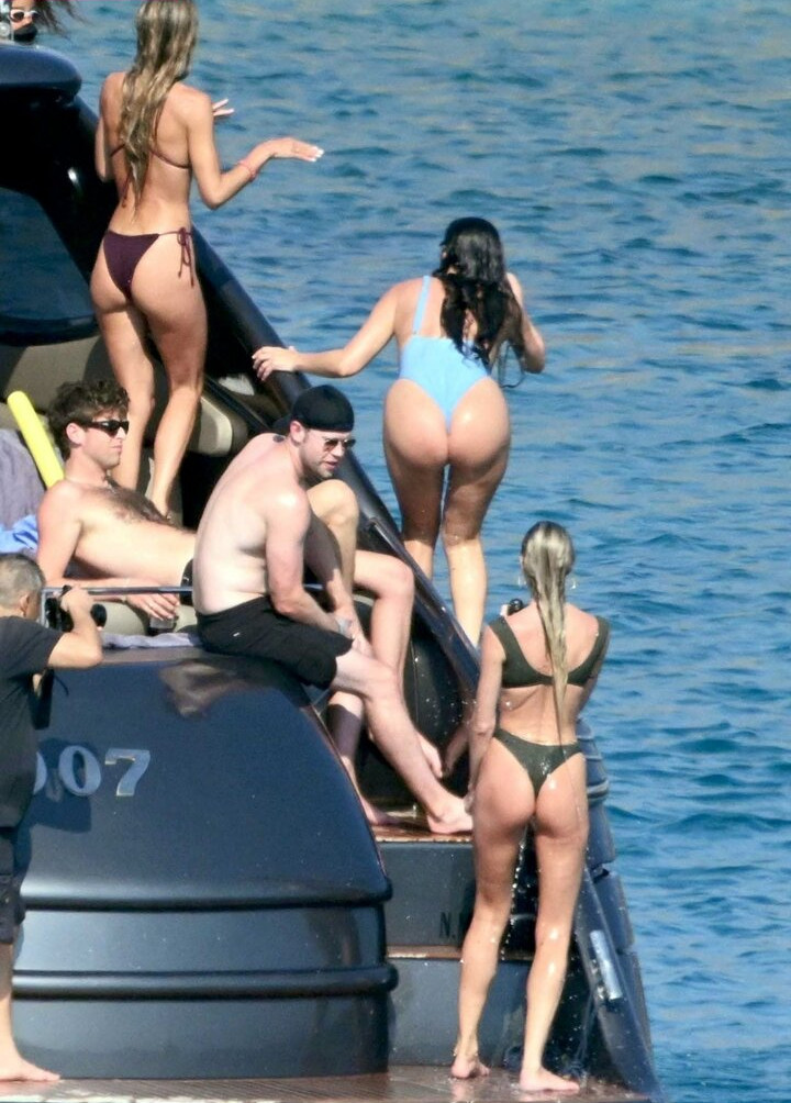 candice-swanepoel gallery photo #875