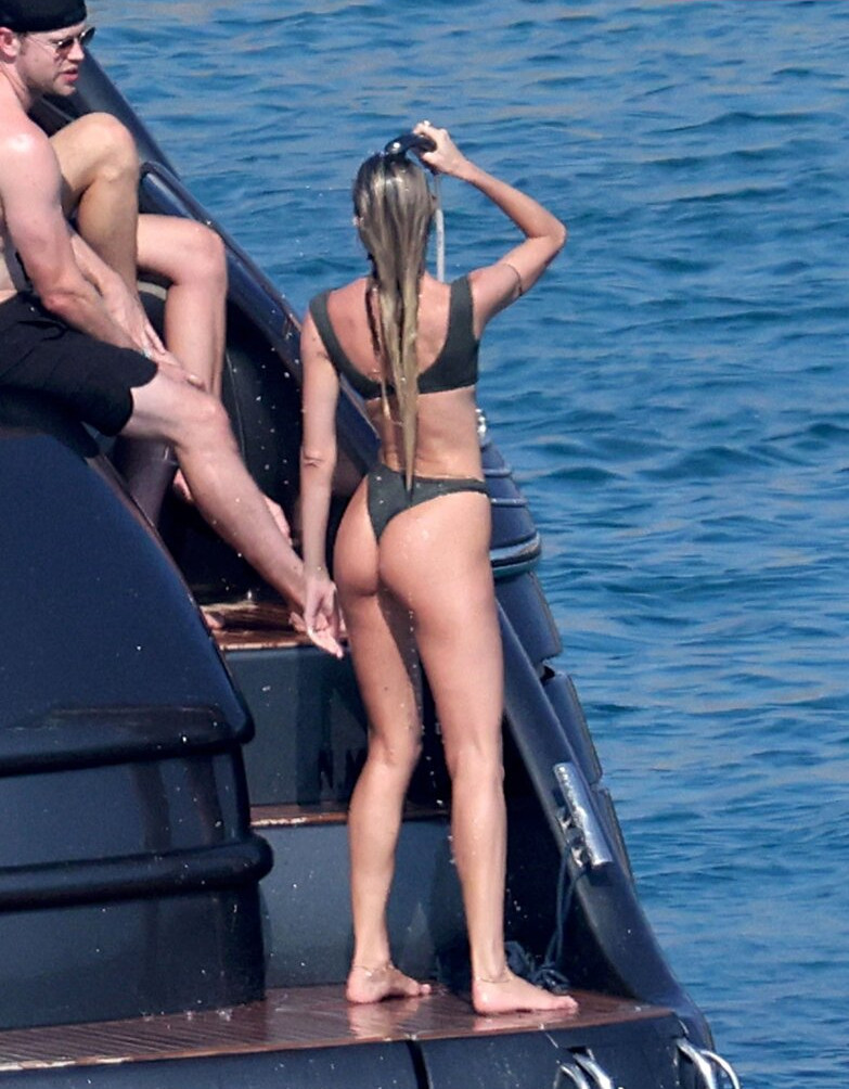 candice-swanepoel gallery photo #885