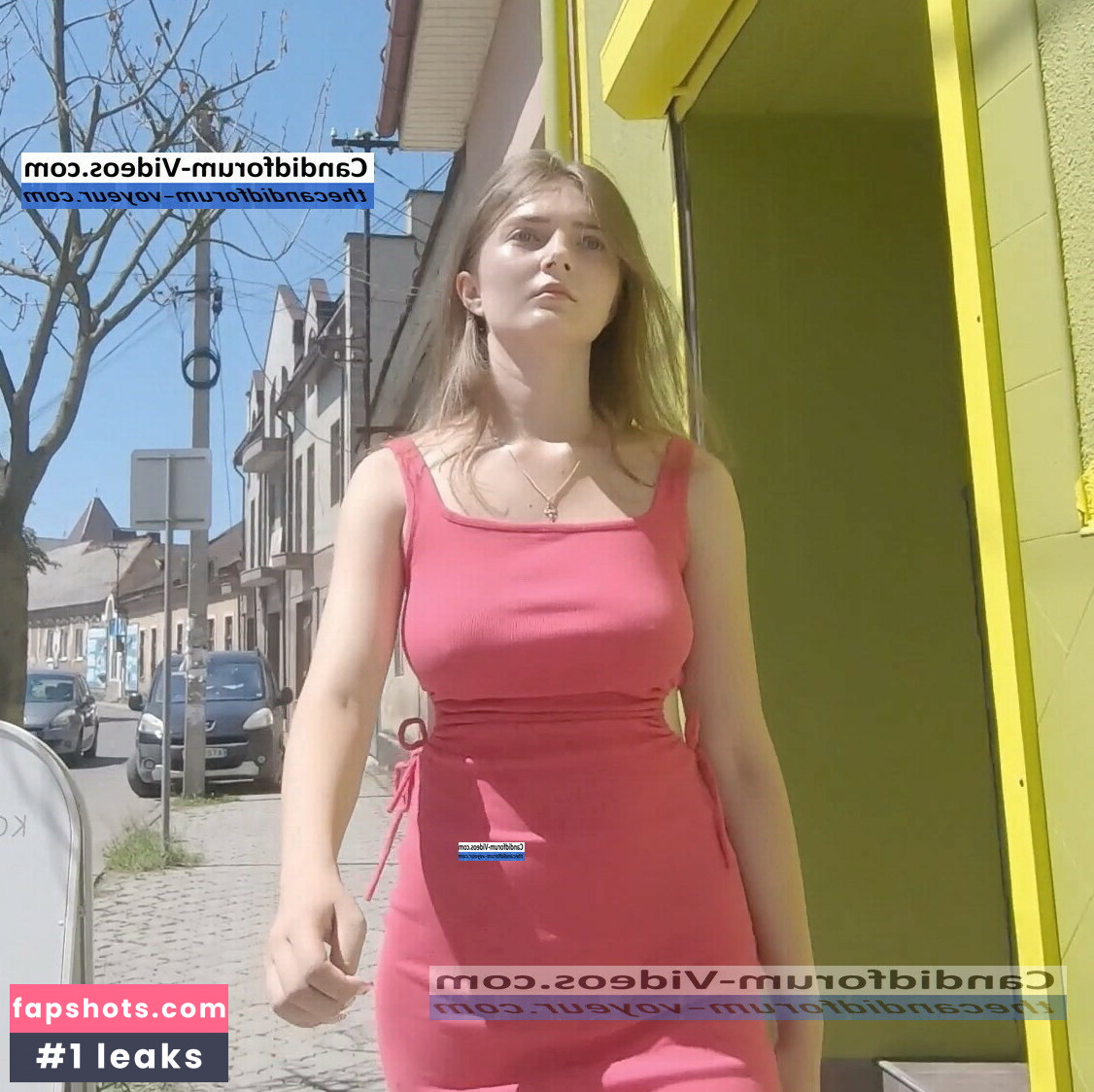 CANDID Boobs gallery photo #6