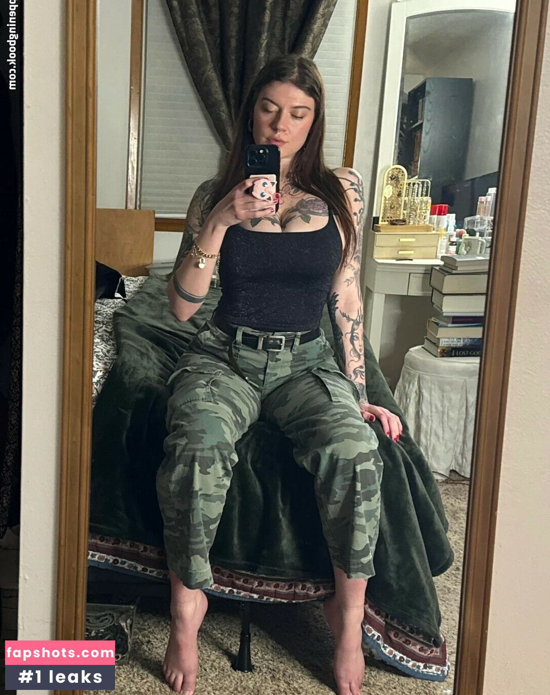 candid_wonder gallery photo #2