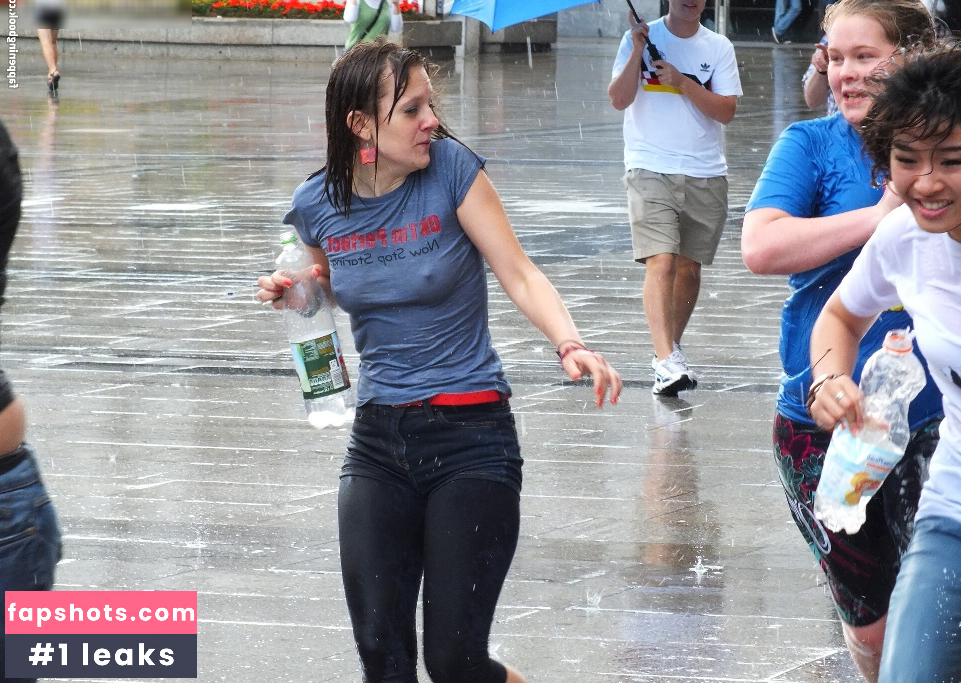 Candids gallery photo #12