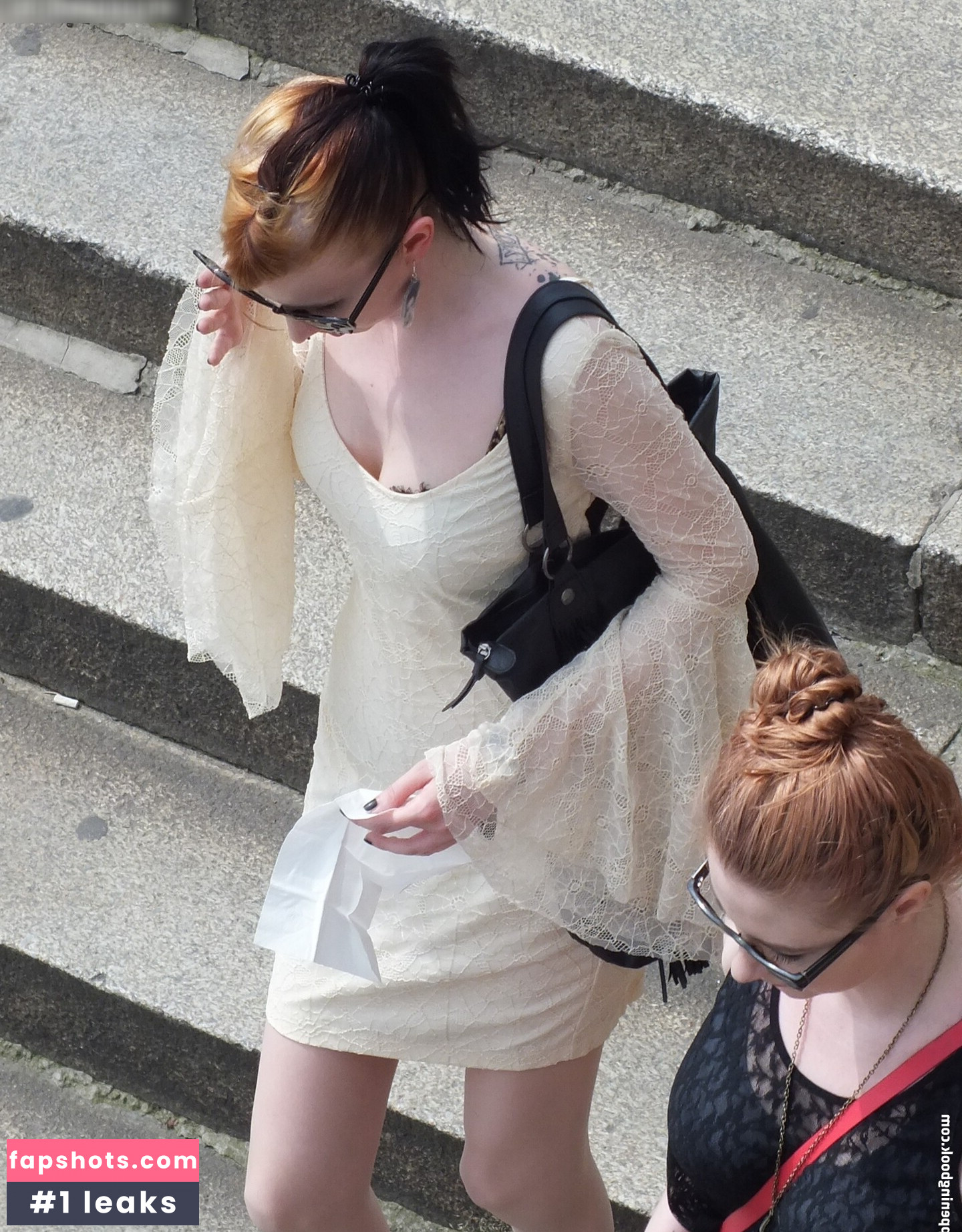 Candids gallery photo #6