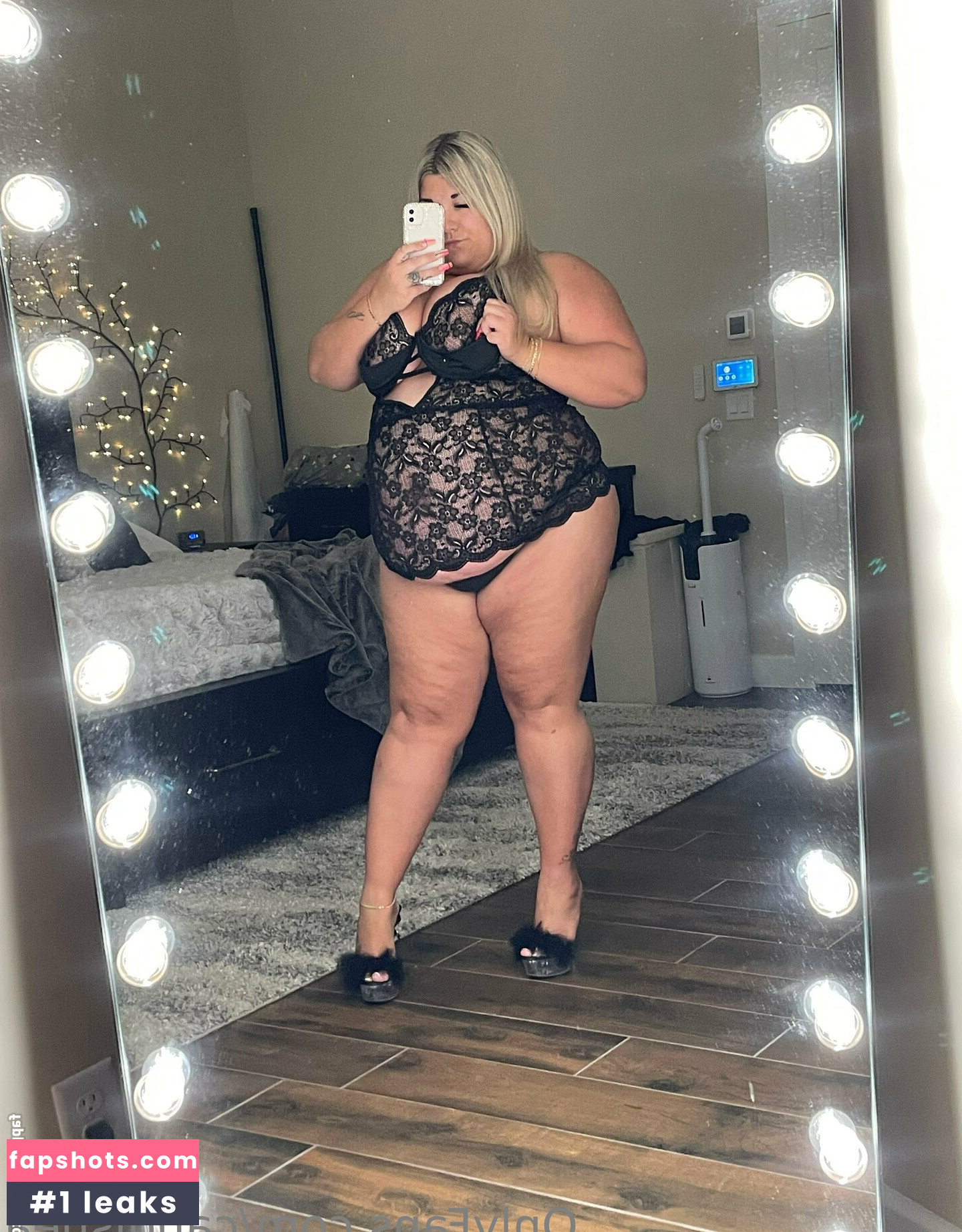 candishea gallery photo #3