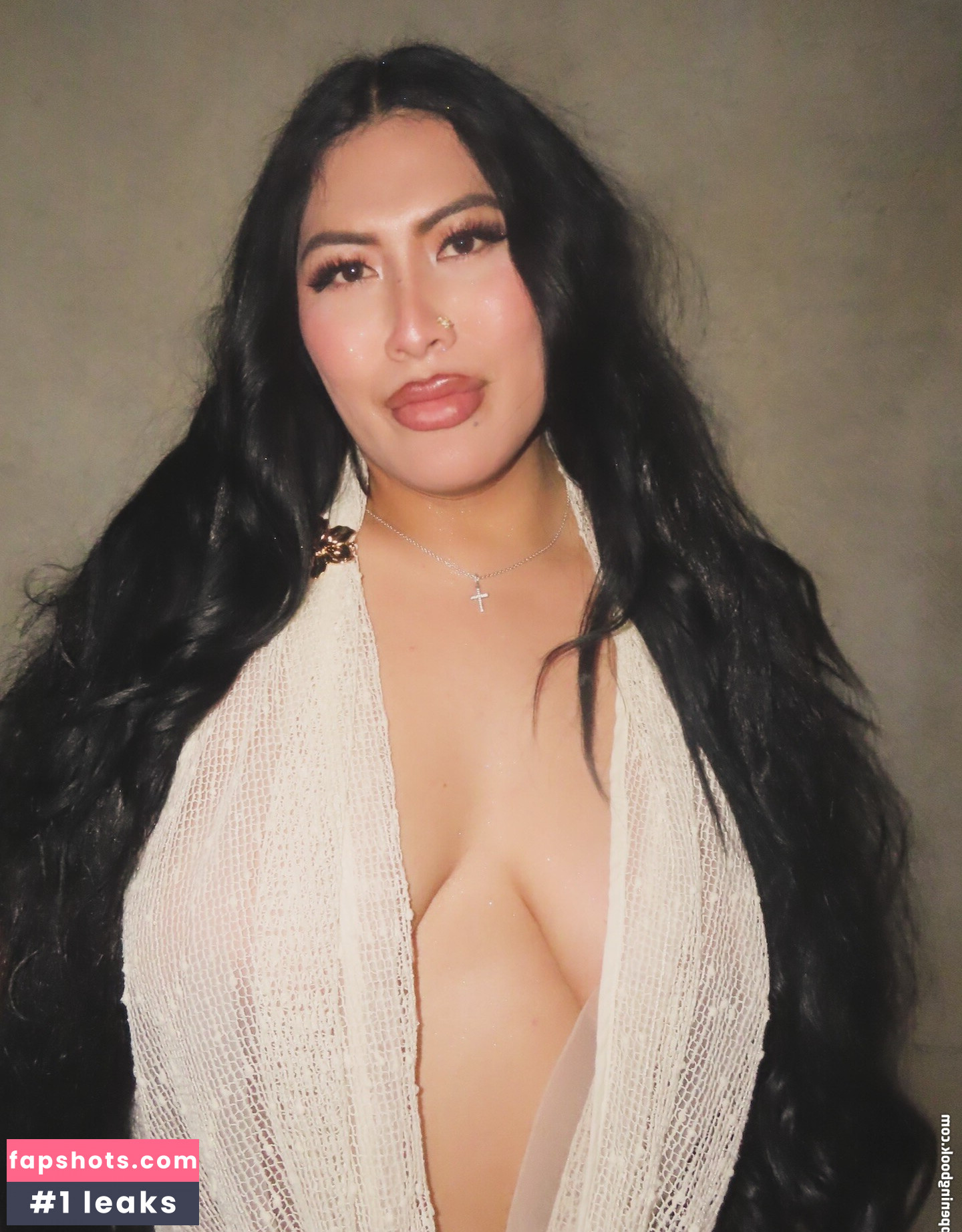 Candly Lee gallery photo #2