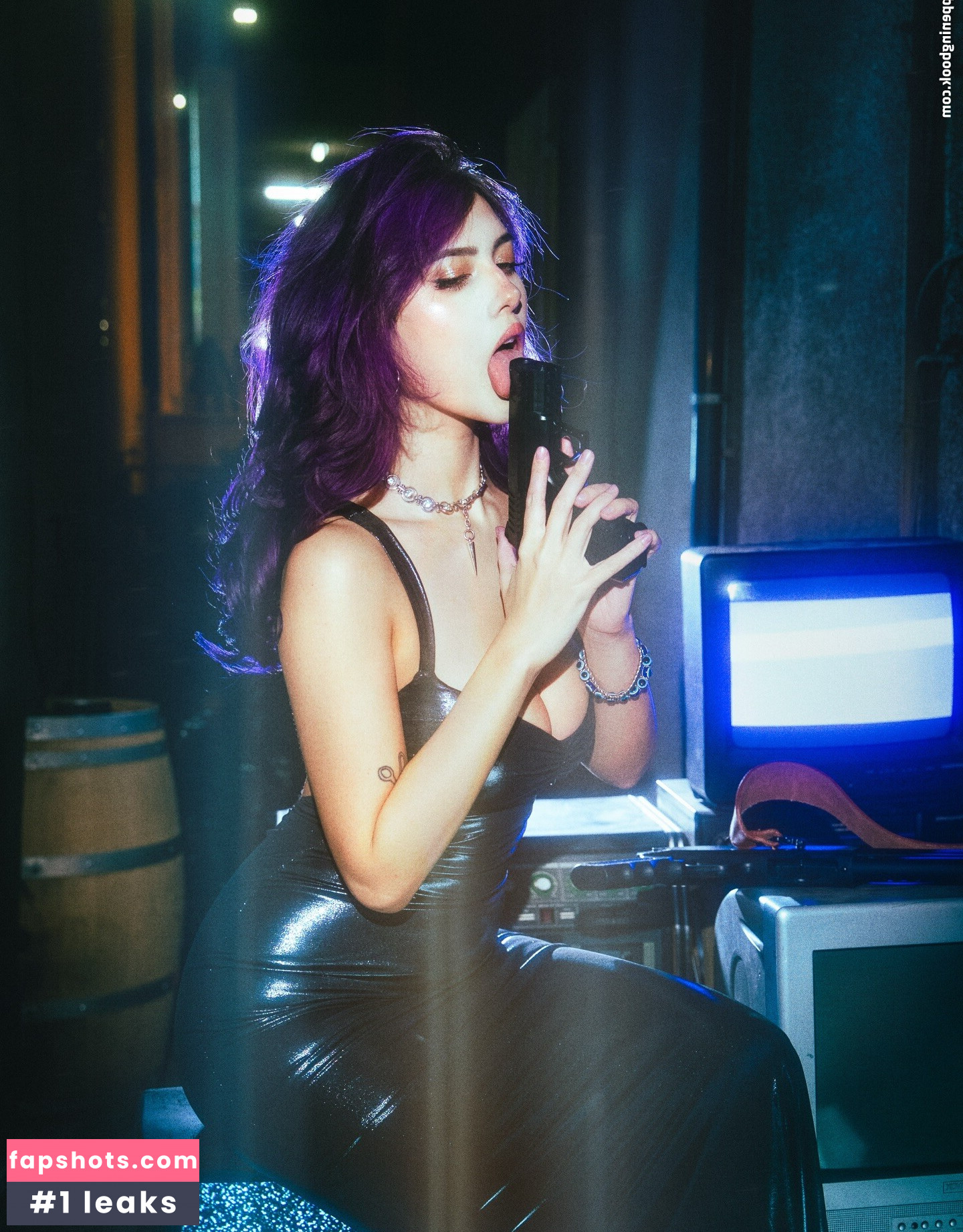 Candylion gallery photo #9