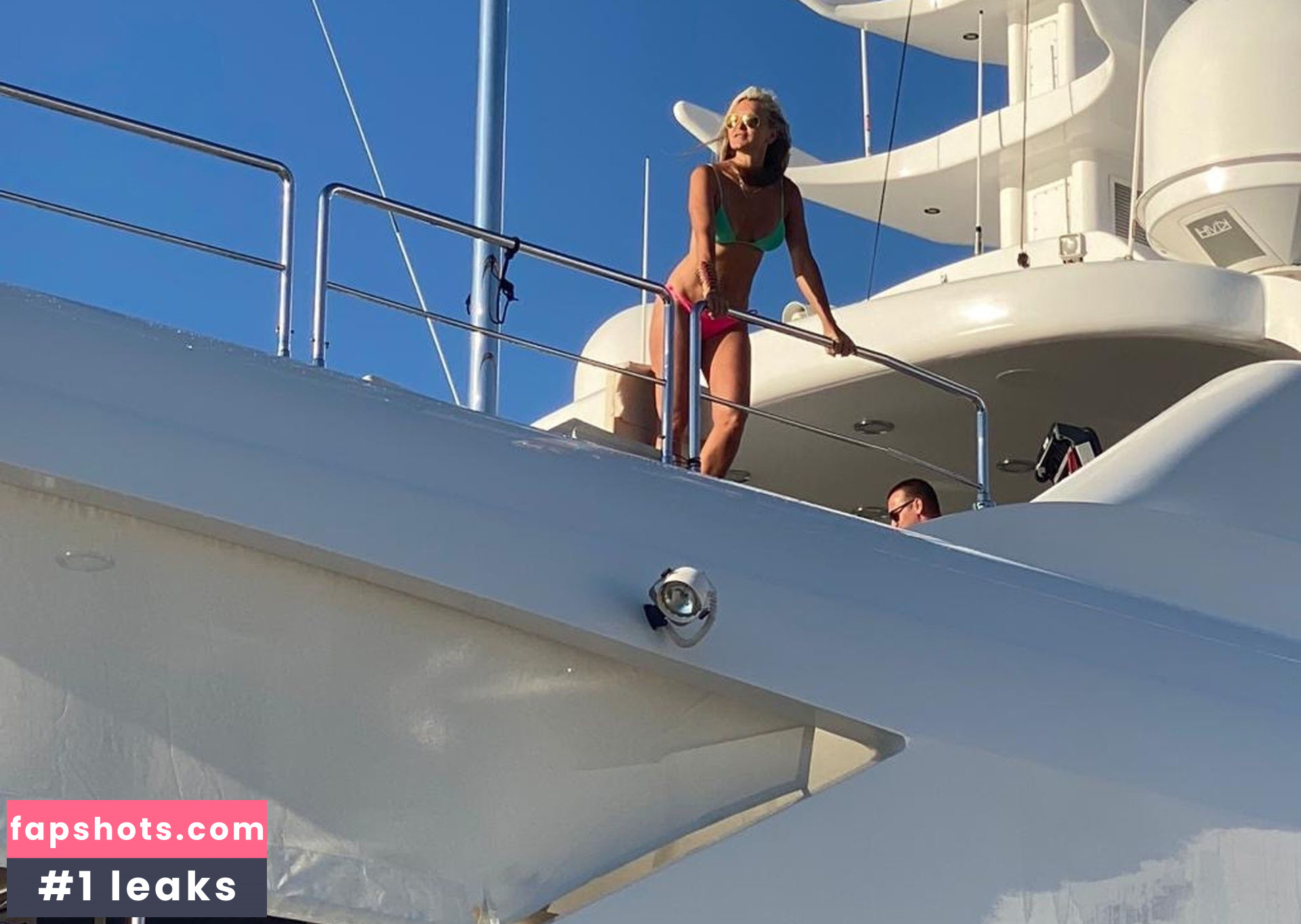 Caprice Bourret gallery photo #161