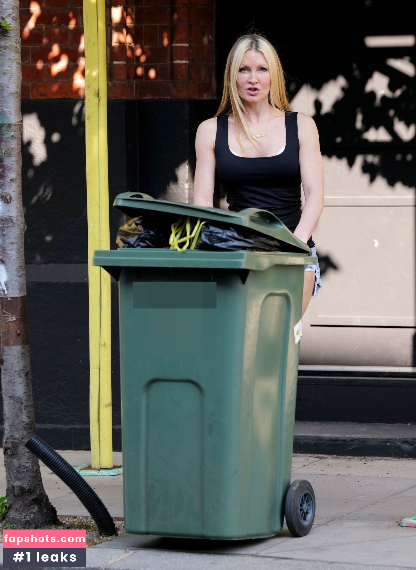 Caprice Bourret gallery photo #220