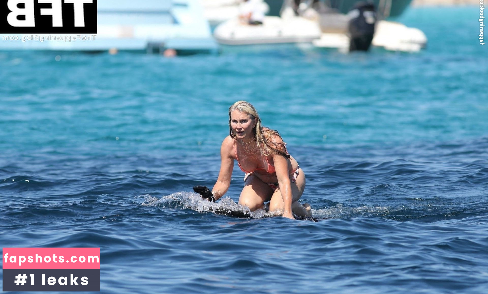 Caprice Bourret gallery photo #27