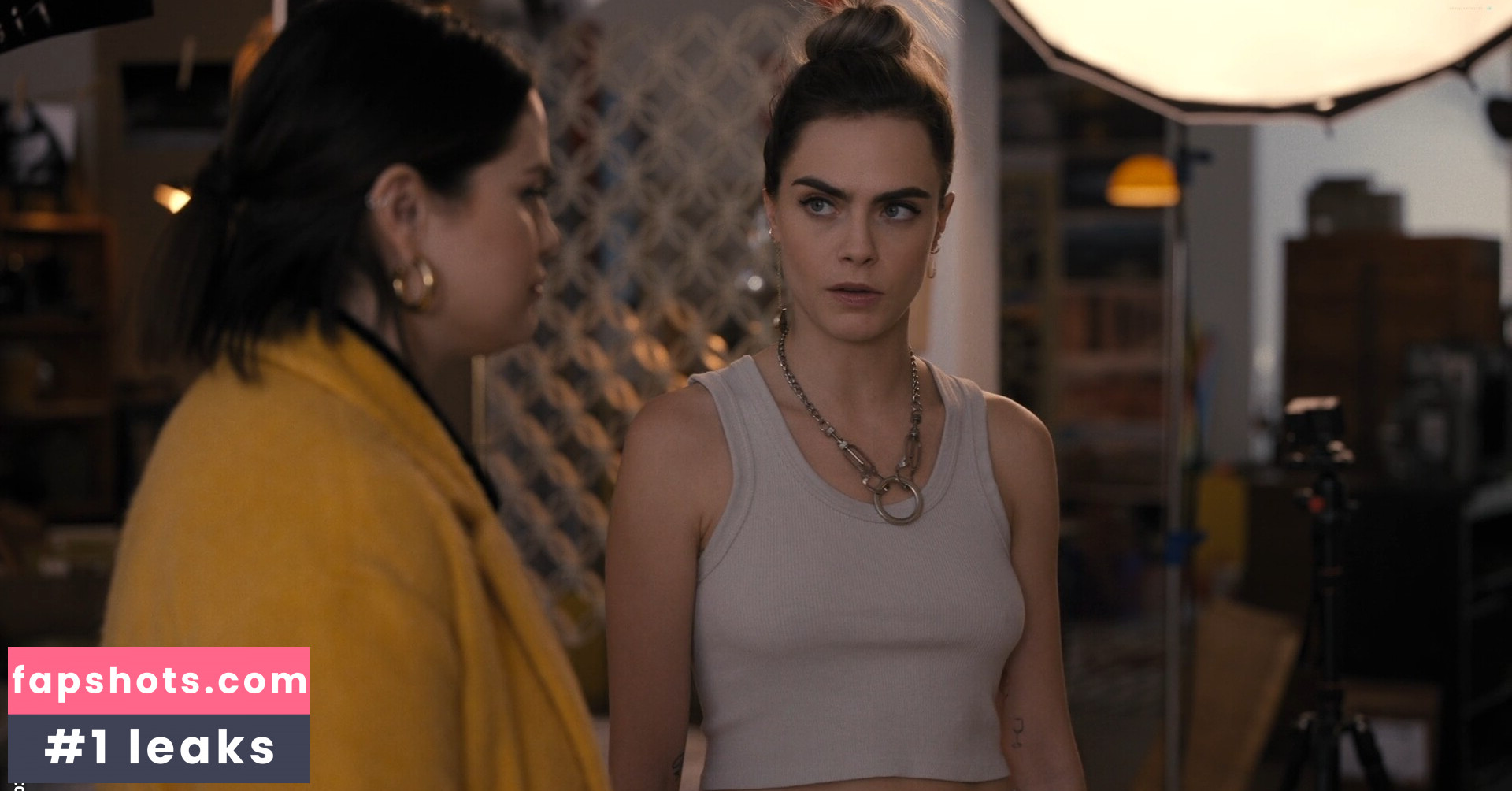 Cara Delevingne gallery photo #198