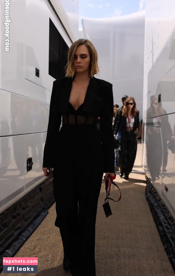 Cara Delevingne gallery photo #276