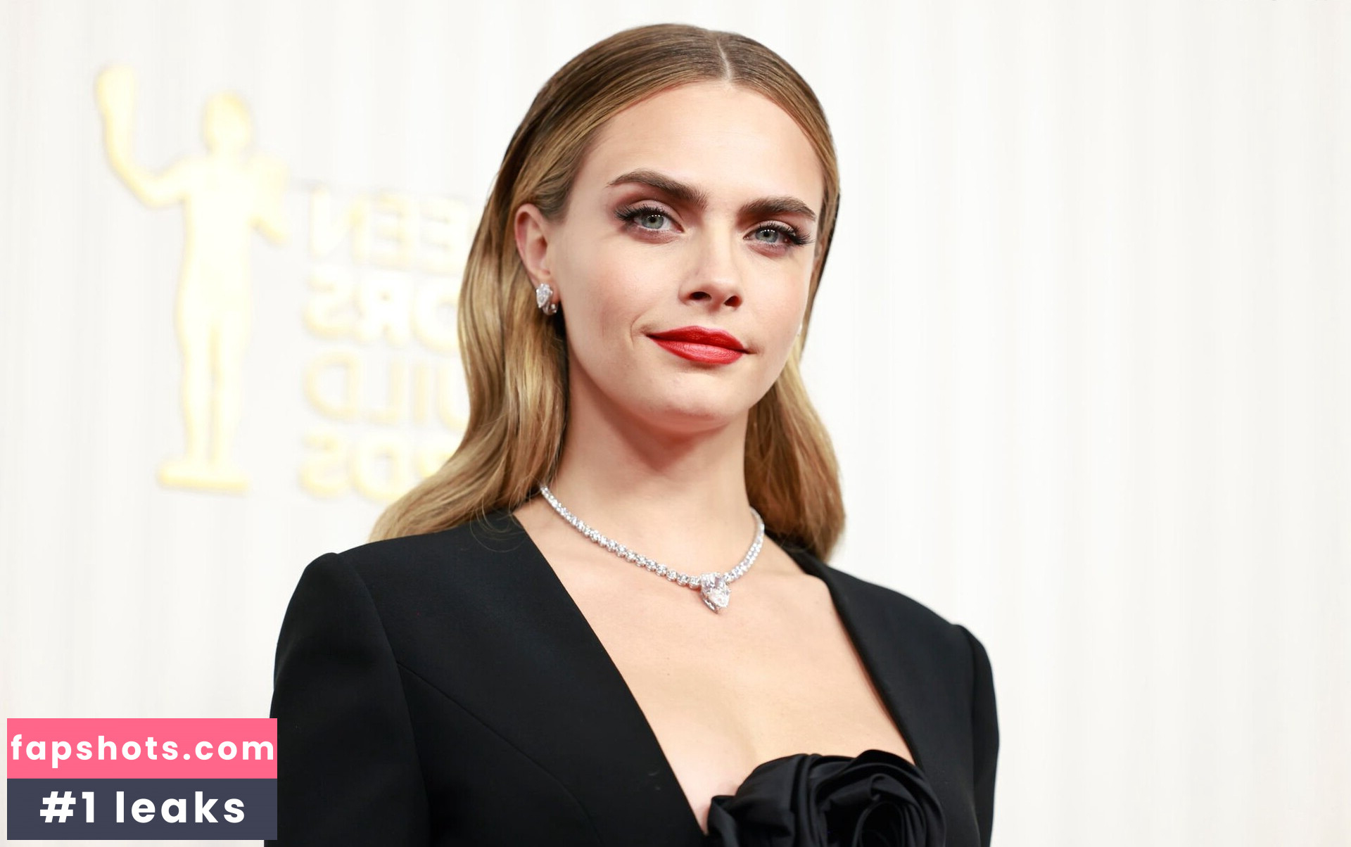 Cara Delevingne gallery photo #338