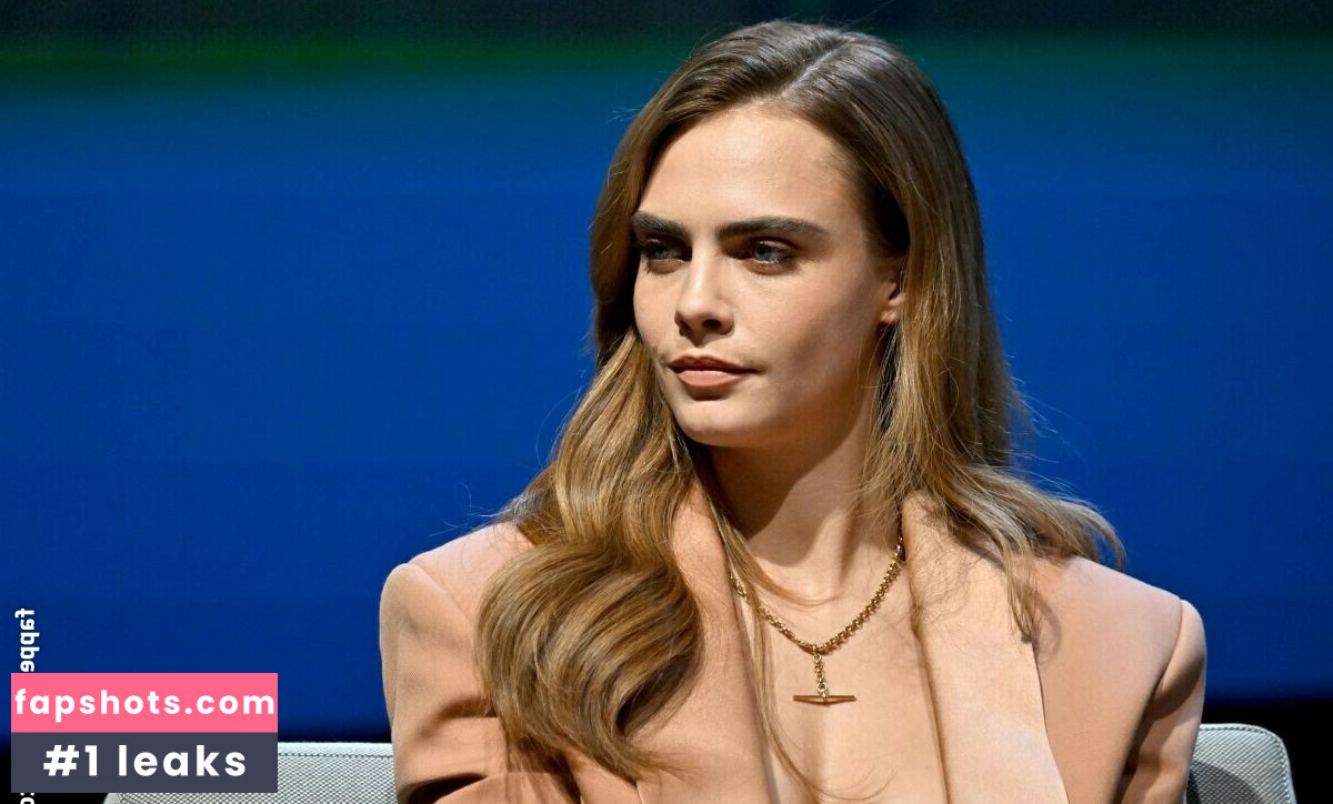 Cara Delevingne gallery photo #353