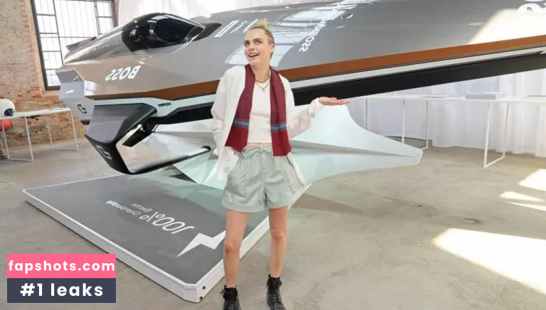 Cara Delevingne gallery photo #391