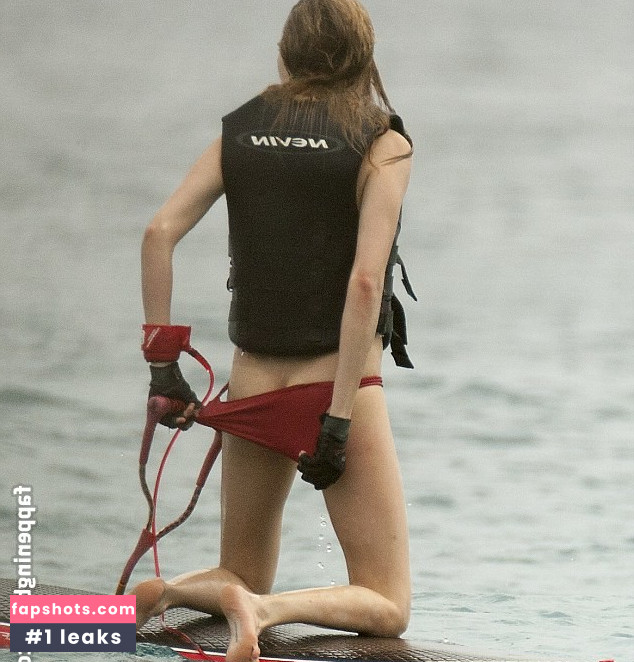 Cara Delevingne gallery photo #431