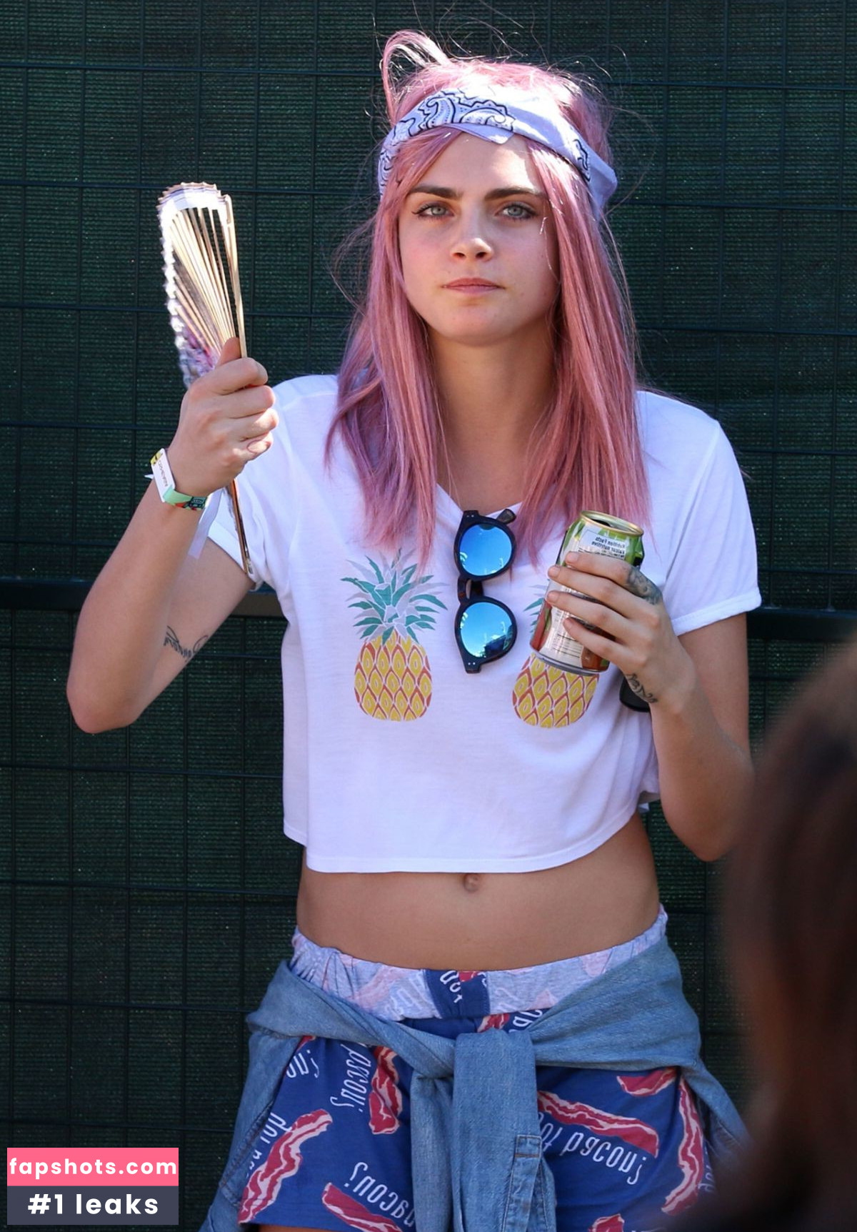 Cara Delevingne gallery photo #435