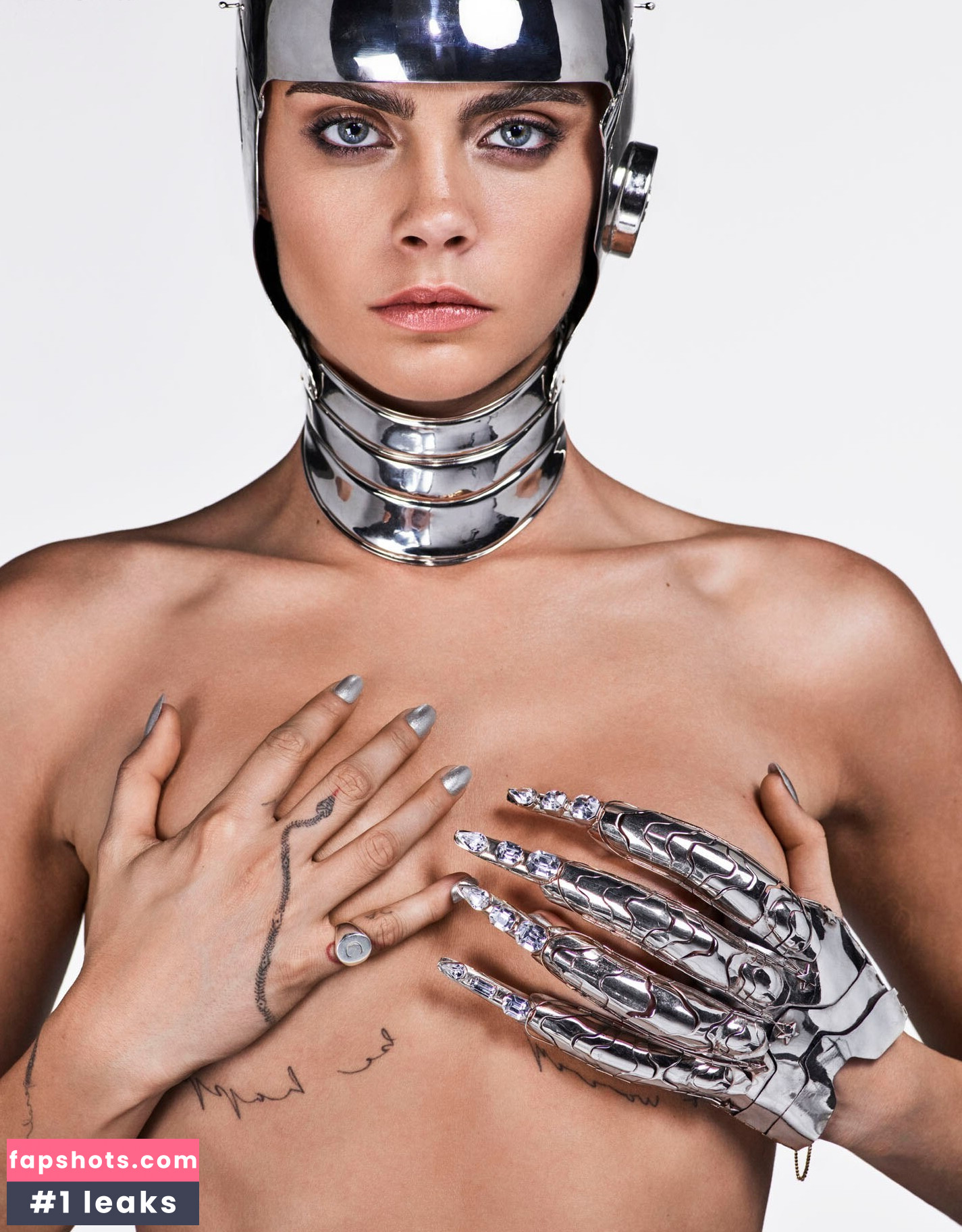 Cara Delevingne gallery photo #473