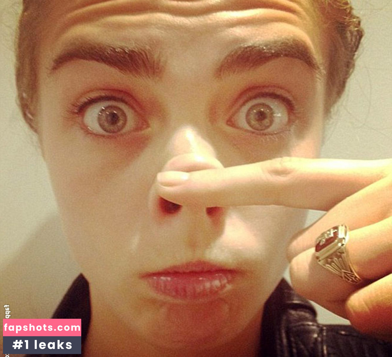 Cara Delevingne gallery photo #483