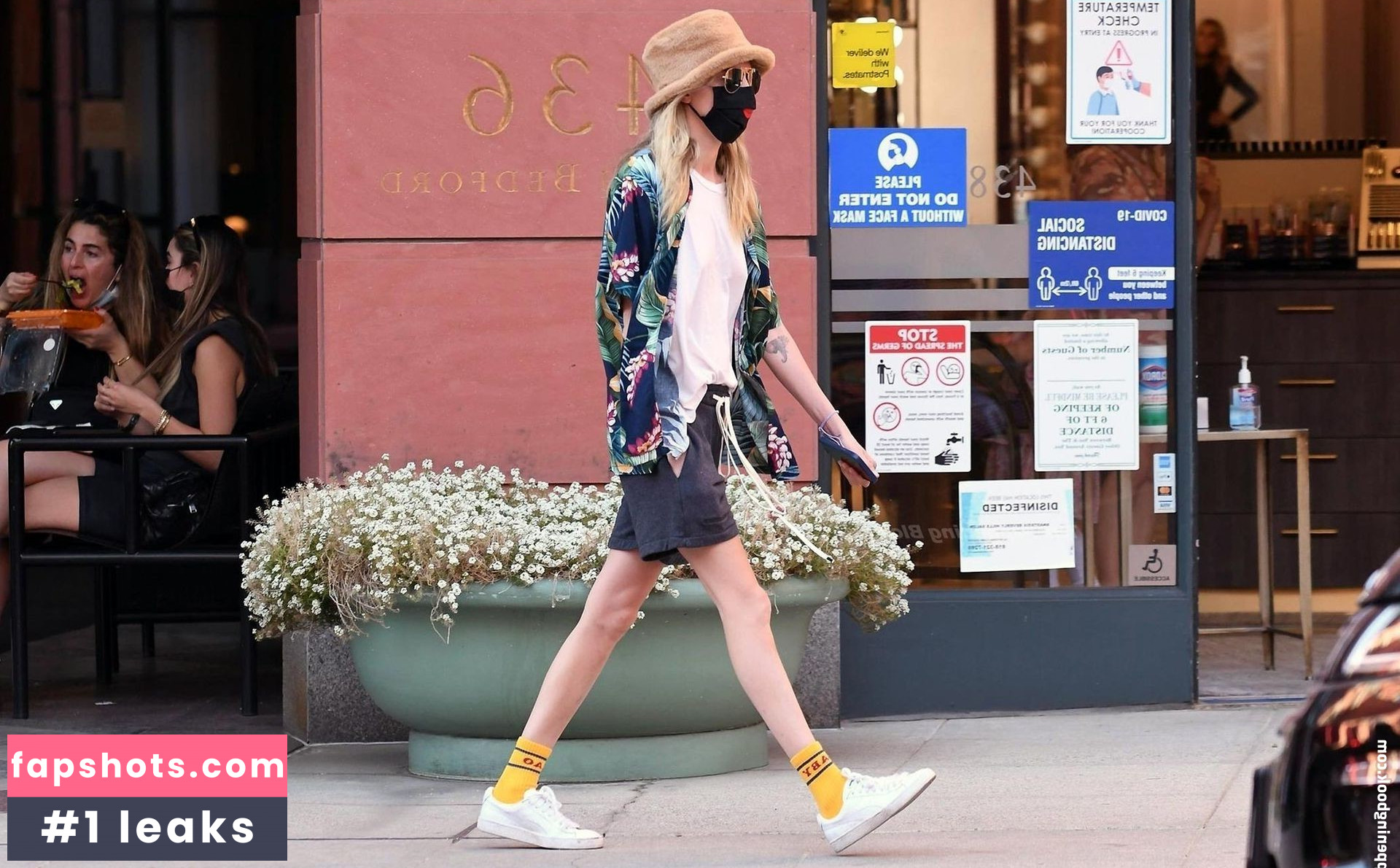 Cara Delevingne gallery photo #496