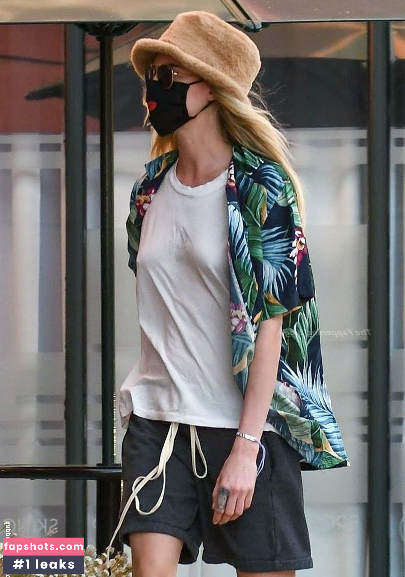 Cara Delevingne gallery photo #499