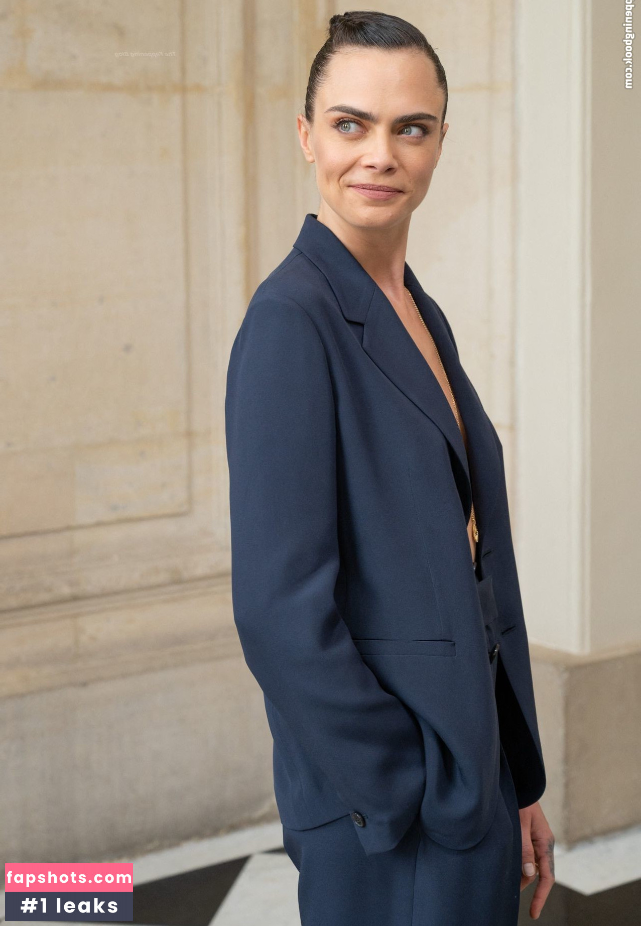 Cara Delevingne gallery photo #530