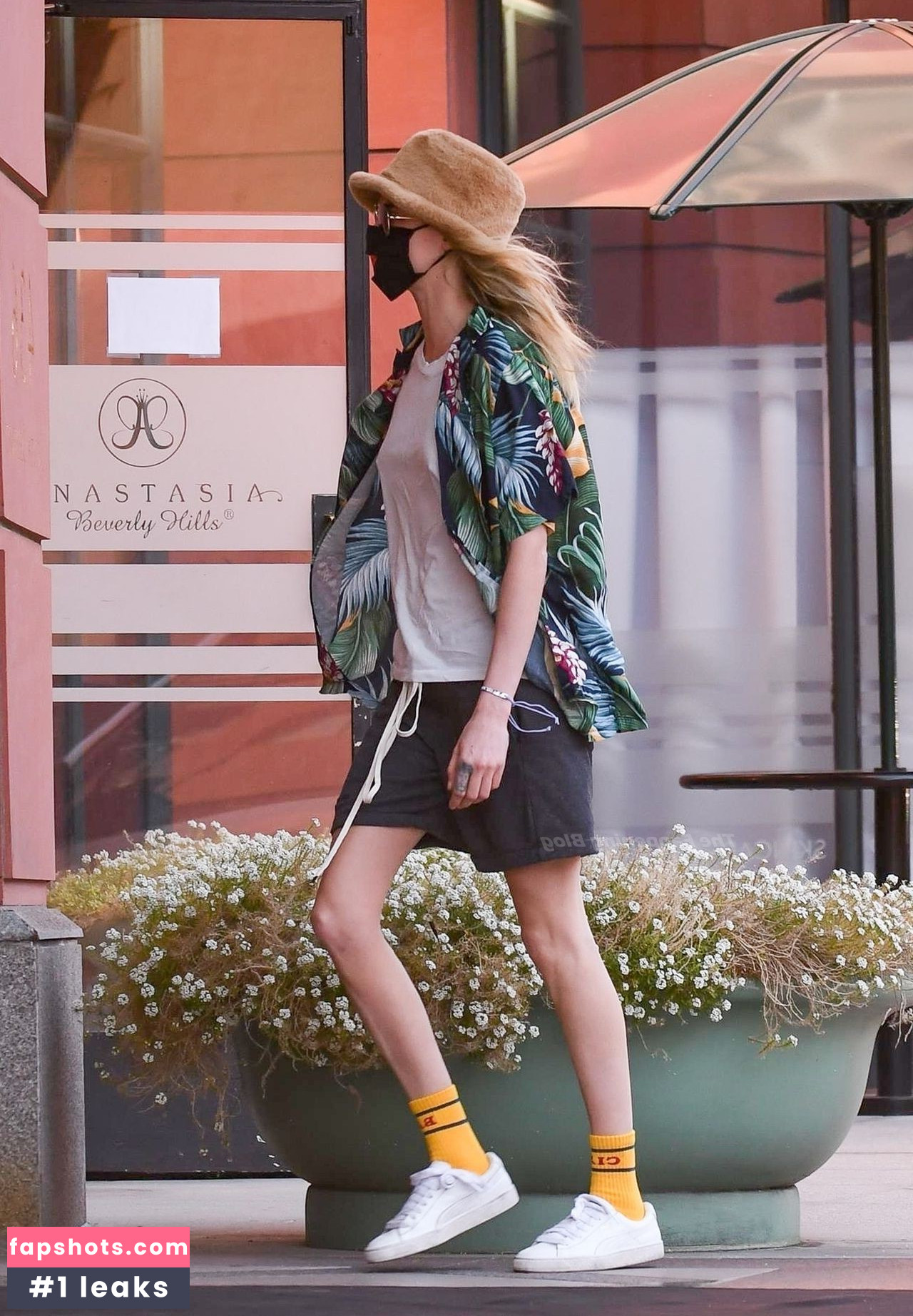 Cara Delevingne gallery photo #568