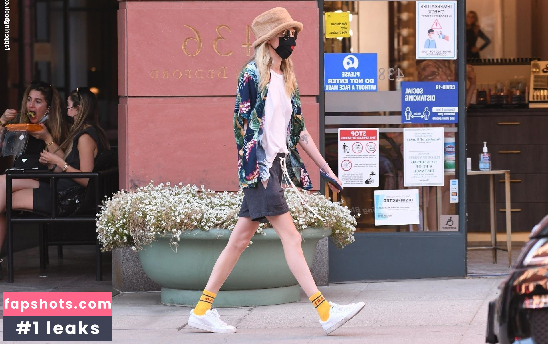 Cara Delevingne gallery photo #569