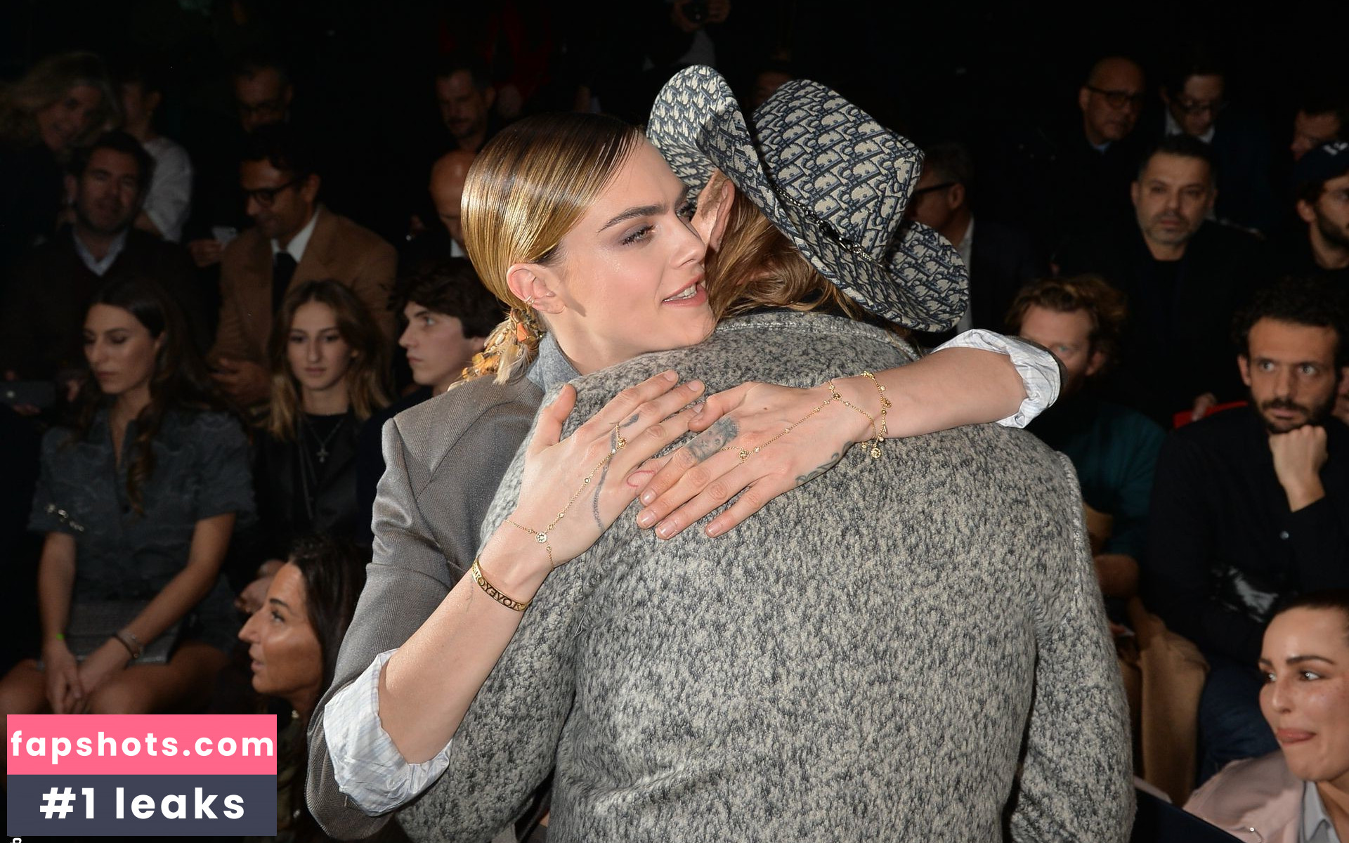 Cara Delevingne gallery photo #583