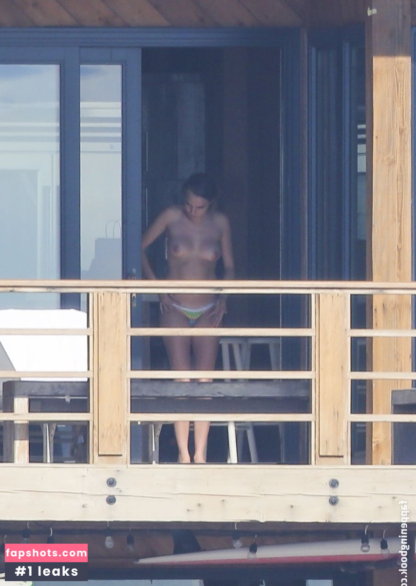 Cara Delevingne gallery photo #670