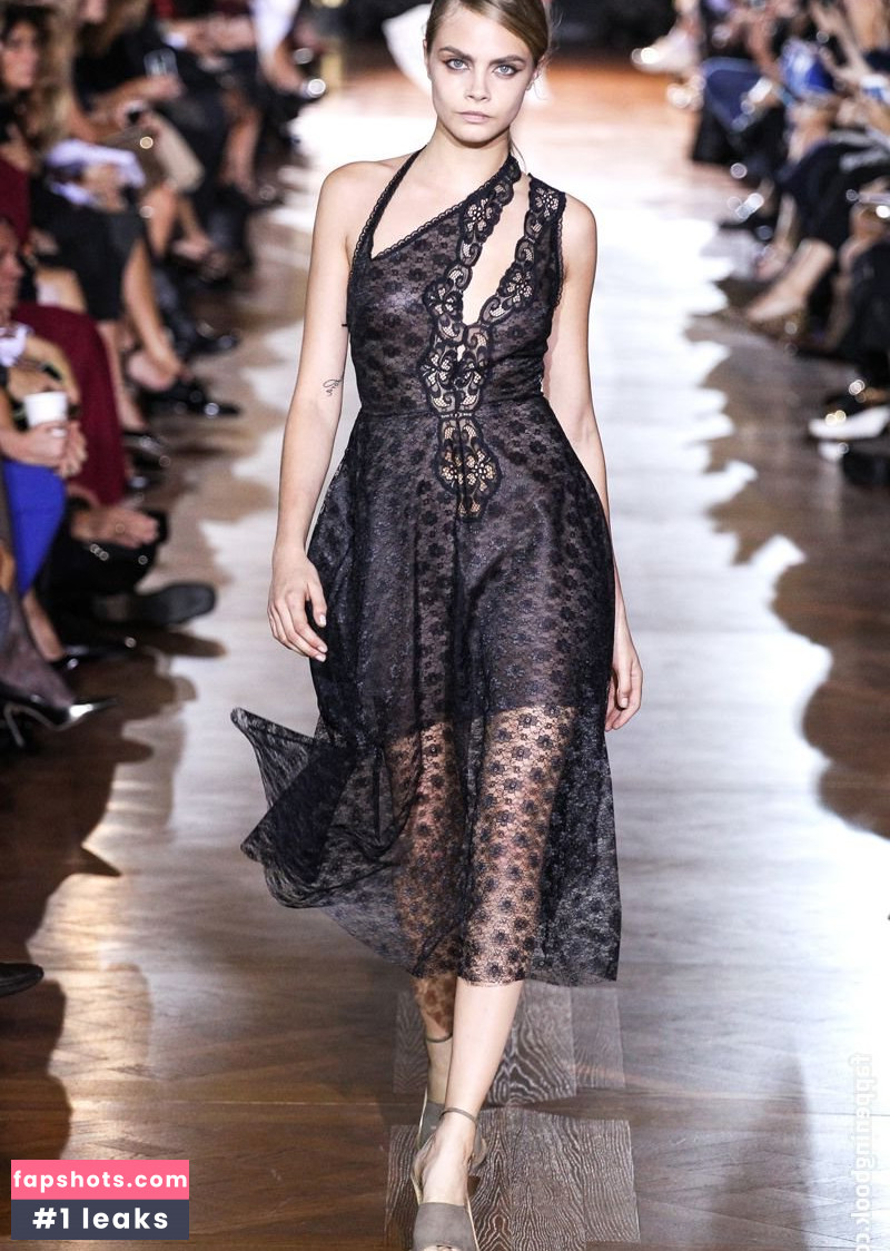 Cara Delevingne gallery photo #695