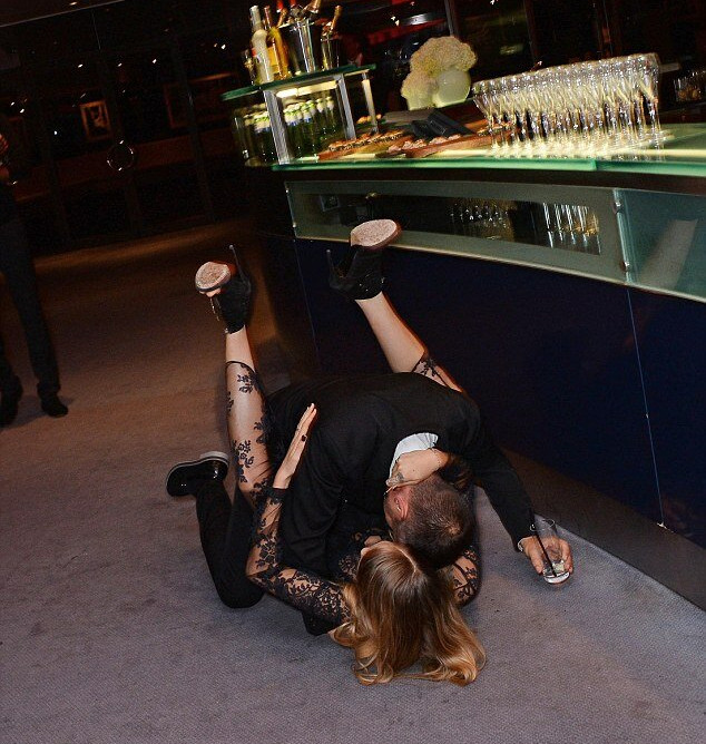 cara-delevingne gallery photo #1023